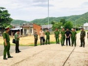 An ninh - Xã hội - Sau mâu thuẫn, con rể nổ súng nhiều phát vào nhà cha vợ, cướp xe máy bỏ trốn