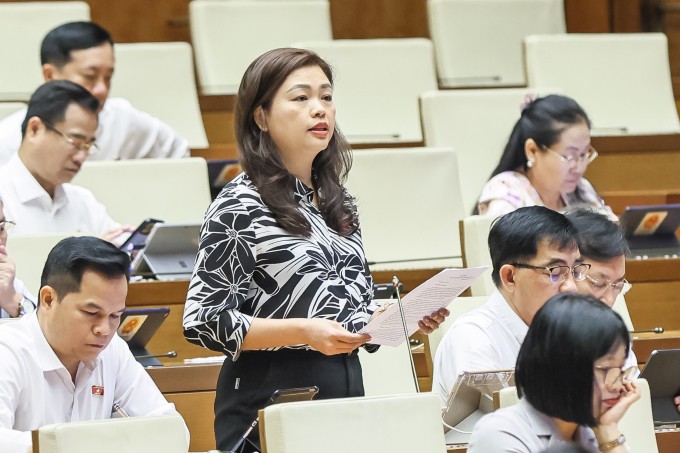 Đại biểu làm việc tại hội trường Diên Hồng tháng 5/2025. Ảnh: Cổng TTĐT Quốc hội