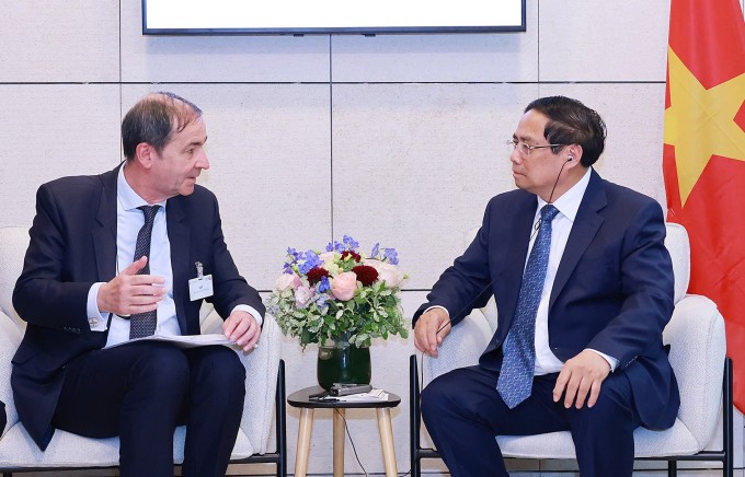 Thủ tướng Phạm Minh Chính tiếp ông Bernard Fontana, Chủ tịch kiêm Tổng Giám đốc Tập đoàn EDF, ngày 11/6. Ảnh: VGP