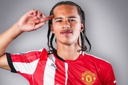 MU đón tân binh thứ hai: "Viên ngọc quý" đến Old Trafford trị giá 35 tỷ đồng