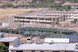 Báo Mỹ: Ông Trump có thể đưa công dân các quốc gia đồng minh, Ukraine tới nhà tù Guantanamo