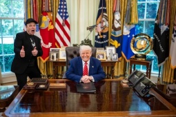 Ông Trump đáp trả hành động xuống thang của Elon Musk