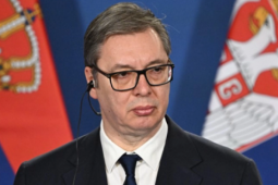 Tổng thống Serbia bác cáo buộc  phản bội  Nga