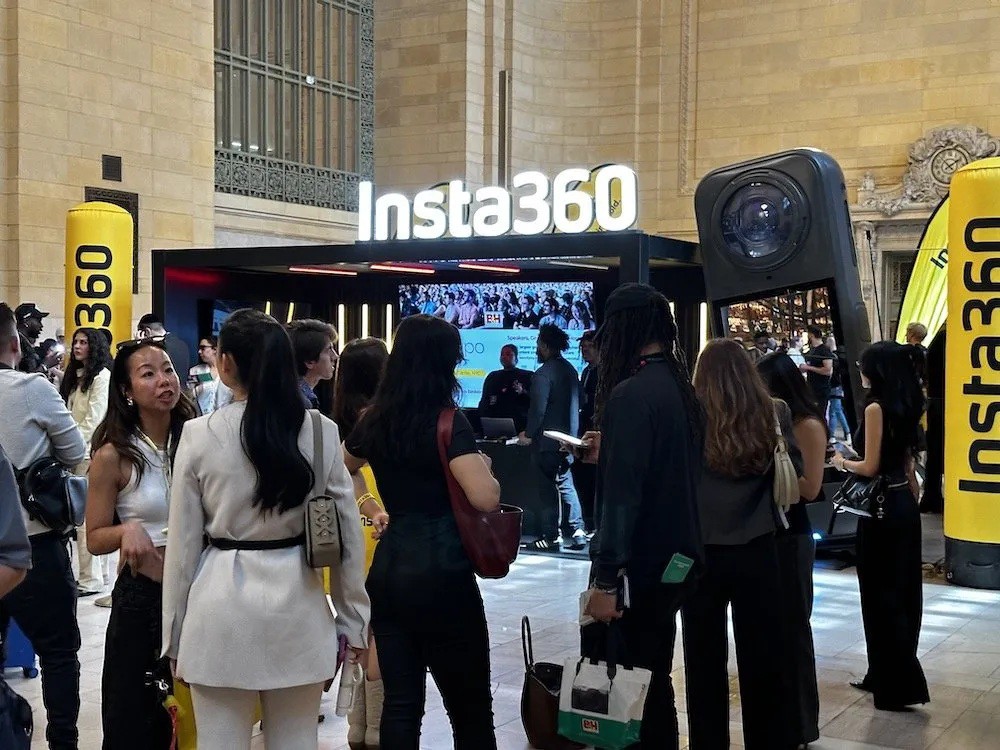 Động lực thúc đẩy sự tăng trưởng nhanh chóng của Insta360 là doanh số bán hàng trong nước mạnh mẽ và sự mở rộng ra quốc tế tại các thị trường trọng điểm như Hoa Kỳ, Châu Âu và Nhật Bản. 