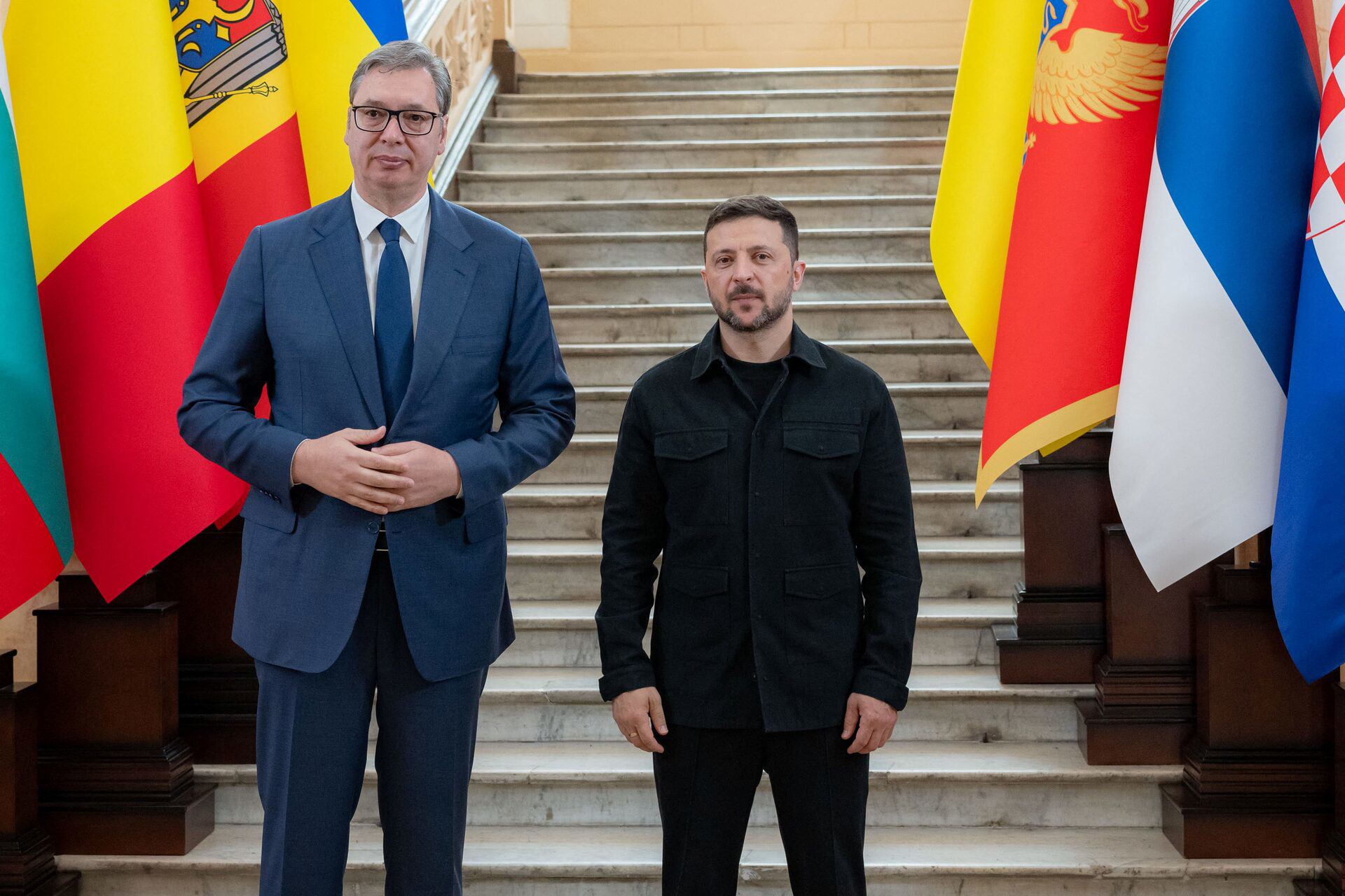 Thủ tướng Serbia Aleksandar Vucic chụp ảnh cùng Tổng thống Ukraine Volodymyr Zelensky ở thành phố Odessa vào ngày 11/6/2025.