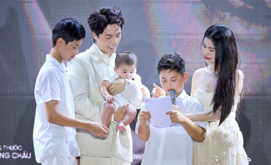 Vợ Đăng Khôi cầm chảo lao lên sân khấu đòi ‘xử lý’ BB Trần - 3