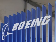 Kinh doanh - Sau vụ tai nạn máy bay Dreamliner của Ấn Độ, cổ phiếu Boeing lao dốc
