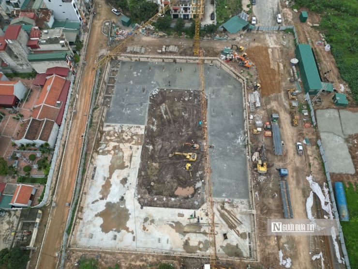 Với giá bán trung bình 26-27 triệu đồng/m², một căn hộ nhỏ nhất 32 m² đã có giá khoảng gần 900 triệu đồng, cao hơn nhiều so với kỳ vọng của nhiều người về nhà ở xã hội.