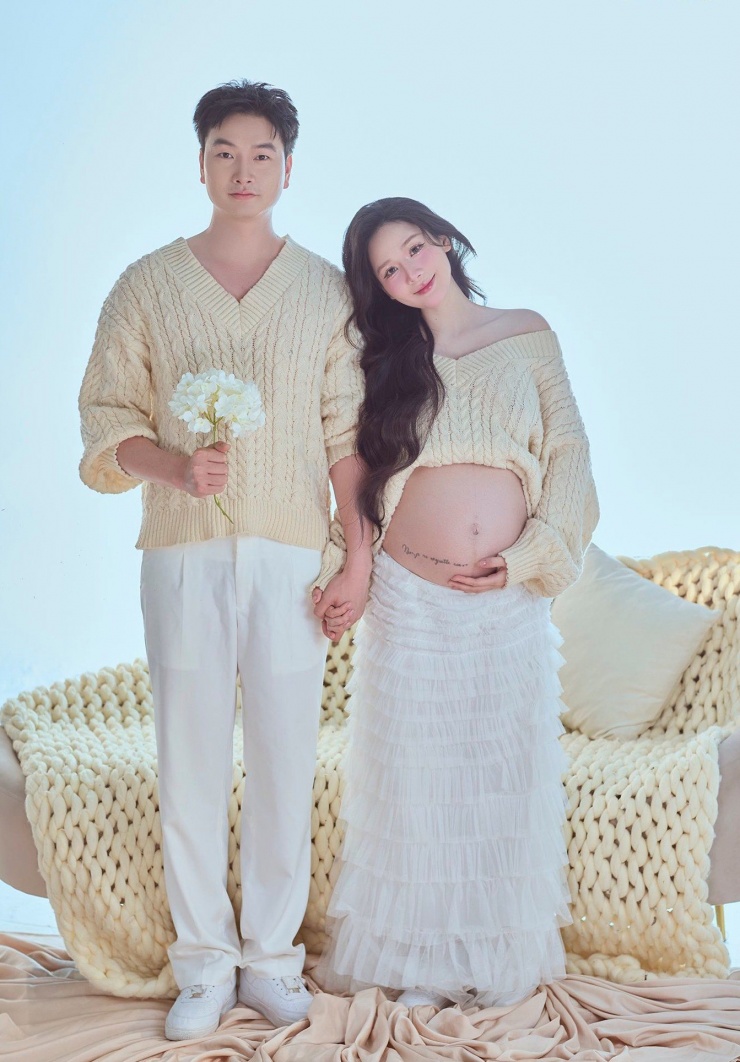Trong thai kỳ, Huyền Trang giữ sức khỏe tốt.
