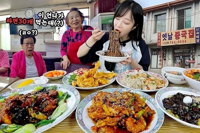 Nữ hoàng mukbang Hàn Quốc hé lộ bí mật ăn uống vô độ vẫn gầy - 2
