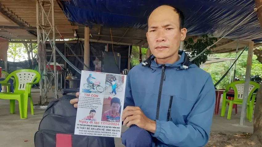 Ông Quyền cho biết đã tìm thấy con trai mất liên lạc. Ảnh: VQ