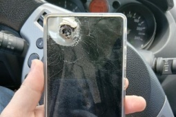 Galaxy S25 Ultra chặn mảnh đạn cứu mạng lính Ukraine, Samsung sửa chữa miễn phí