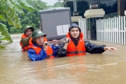 Bão số 1 gây mưa kỷ lục ở Quảng Nam, Quảng Trị, hàng ngàn người đi sơ tán