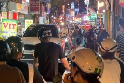 Có ô tô, có chỗ để, nhưng sau nửa năm tôi vẫn buộc phải bán xe