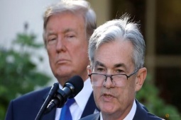 Ông Trump: Powell là  " kẻ ngốc "  nhưng tôi sẽ không sa thải ông ấy