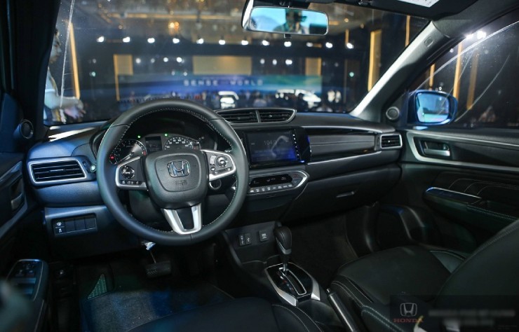 Tầm giá 600 triệu đồng, chọn Honda BR-V hay Mitsubishi Xpander? - 6