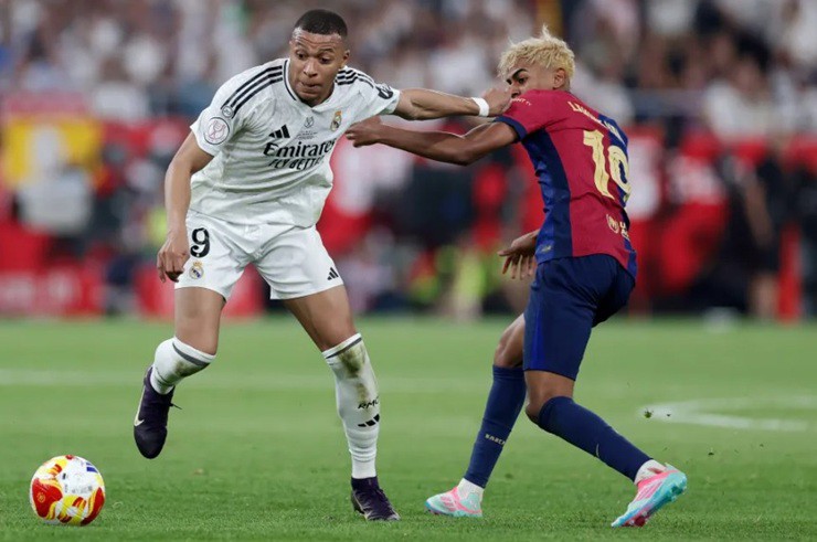 Real Madrid và Barcelona chiếm 48% tổng doanh thu của các đội La Liga