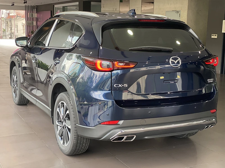 Honda CR-V, Mazda CX-5: Chủ xe Việt đau đầu giữa bảo dưỡng hãng và ngoài hãng - 11