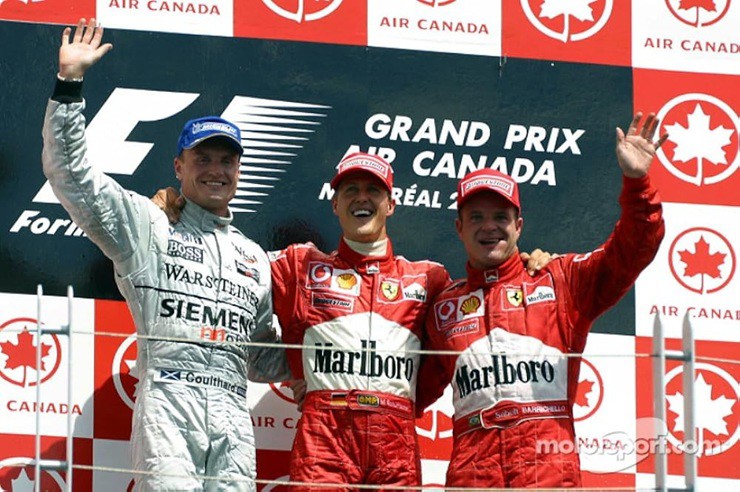 Schumacher (giữa) gặt hái nhiều thành công tại Canada