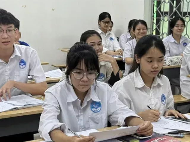 Thi tốt nghiệp THPT 2025: Lưu ý từ các chuyên gia