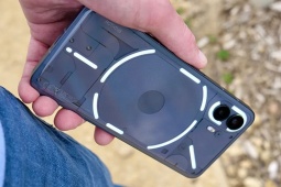 Đây là mẫu smartphone  cú đấm thép  nhằm vào Apple và Samsung