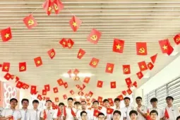 28/29 học sinh một lớp đỗ trường THPT chuyên Khoa học Tự nhiên - ĐHQG Hà Nội