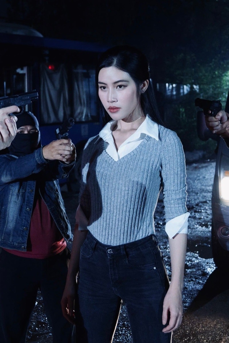 Mỹ nhân cao 1,75m đoạt 2 huy chương Vàng sân khấu, thi hoa hậu vì mê &#39;Bắc Bling&#39; - 3