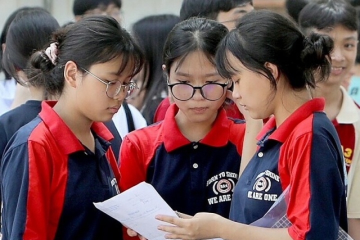 Vĩnh Phúc thừa nhận đề Toán chuyên lớp 10 sai sót