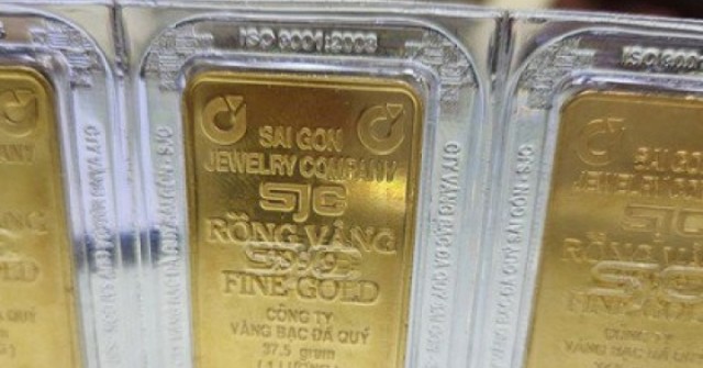 Bất ngờ giá vàng trong nước
