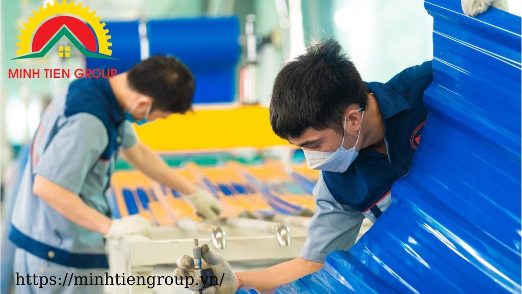 Tấm polycarbonate của Minh Tiến Group được sản xuất trên dây chuyền công nghệ cao, đáp ứng tiêu chuẩn thị trường Mỹ