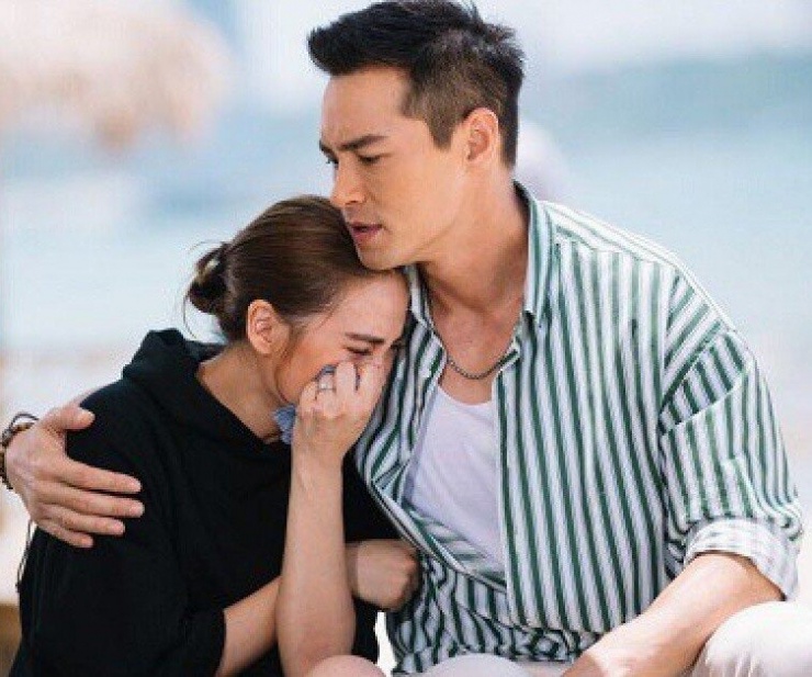 Vợ mới mất, bạn thân xinh đẹp của em đến gõ cửa giữa đêm, việc làm của cô ấy khiến tôi lập tức muốn tái hôn - 2