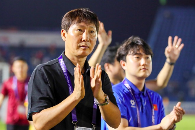 HLV Kim Sang-sik sẽ dồn sức cho U23 Việt Nam đá 3 giải quốc tế từ nay tới cuối năm 2025