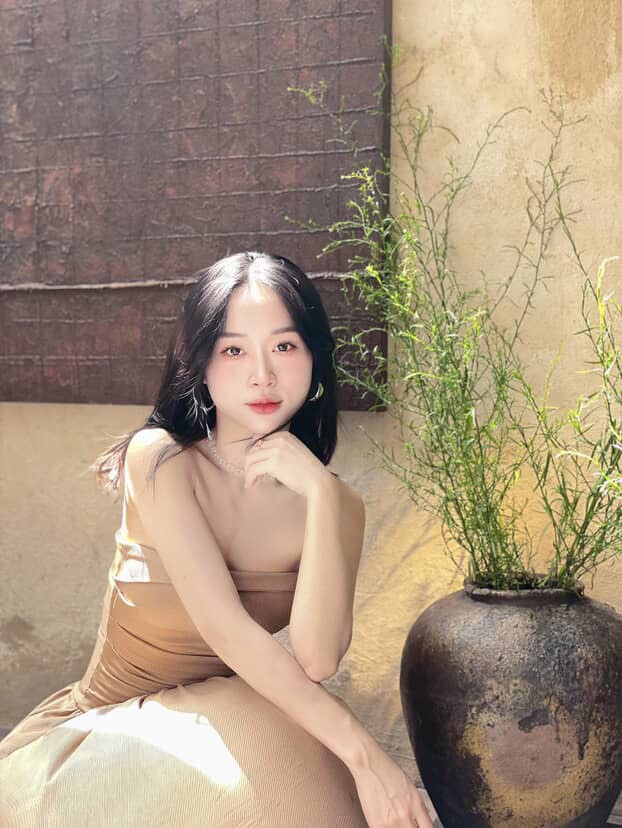 Nguyễn Hường phát hiện bị suy thận mạn giai đoạn cuối cách đây 3 tháng 2 mẹ con cùng lên bàn mổ, bà nội 70 tuổi ở nhà cũng đòi hiến thận cho cháu