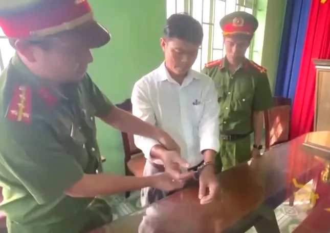 Nguyên Chánh Văn phòng huyện Bù Đăng Phạm Đình Nhất bị khởi tố, bắt giam