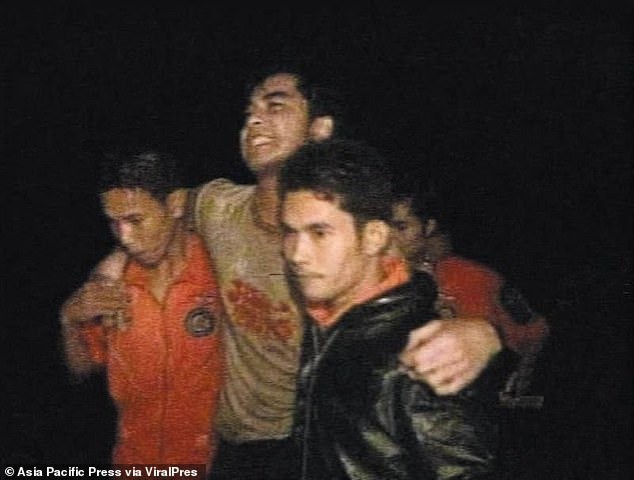 Năm 1998,&nbsp;Ruangsak Loychusak cũng sống sót...