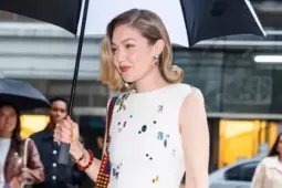 Taylor Swift, Gigi Hadid đang thổi cảm hứng vào giới thời trang bằng cách nào?