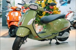 Giá Vespa Sprint S 150 tháng 6/2025, ưu đãi khủng đến 8 triệu đồng