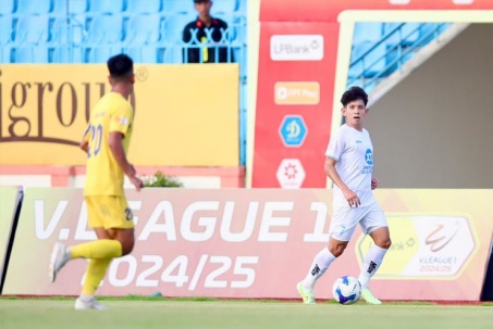 Video bóng đá Quảng Nam - Nam Định: Khác biệt ngoại binh, định đoạt ngôi vương (V-League)