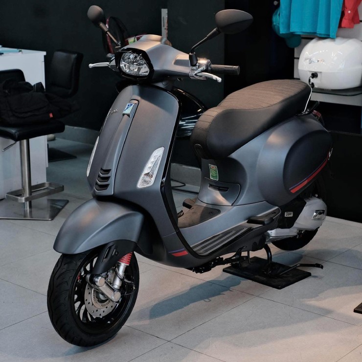 Giá Vespa Sprint S 150 tháng 6/2025, ưu đãi khủng đến 8 triệu đồng - 5