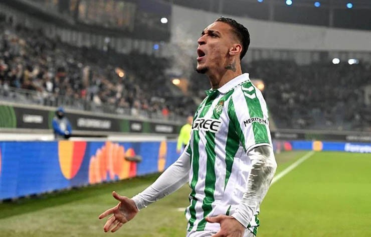 Antony chơi tốt ở Betis