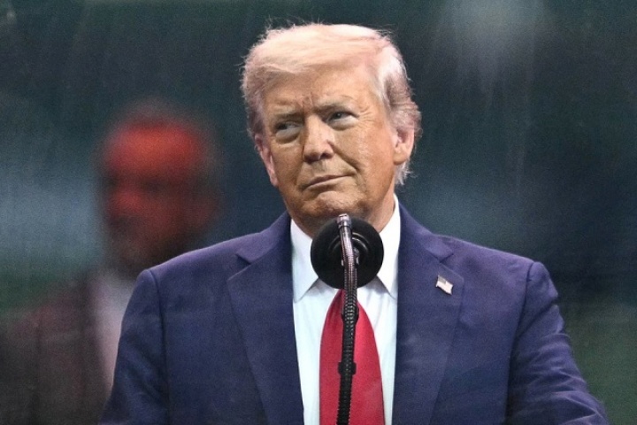 Ông Trump dọa đáp trả toàn lực nếu Iran tấn công lực lượng Mỹ