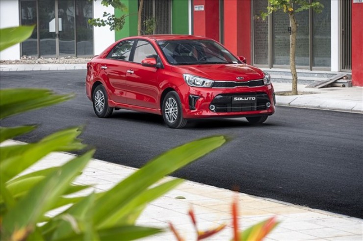 Mua xe lần đầu vì sao nên chọn KIA Soluto - 1