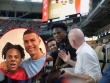 Youtuber nổi tiếng bất ngờ được "làm" Chủ tịch FIFA, ngồi cạnh Ro béo gây bão mạng