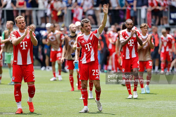 Fan Bayern cho rằng Kane mới là người đáng bị thanh lý, không phải Muller