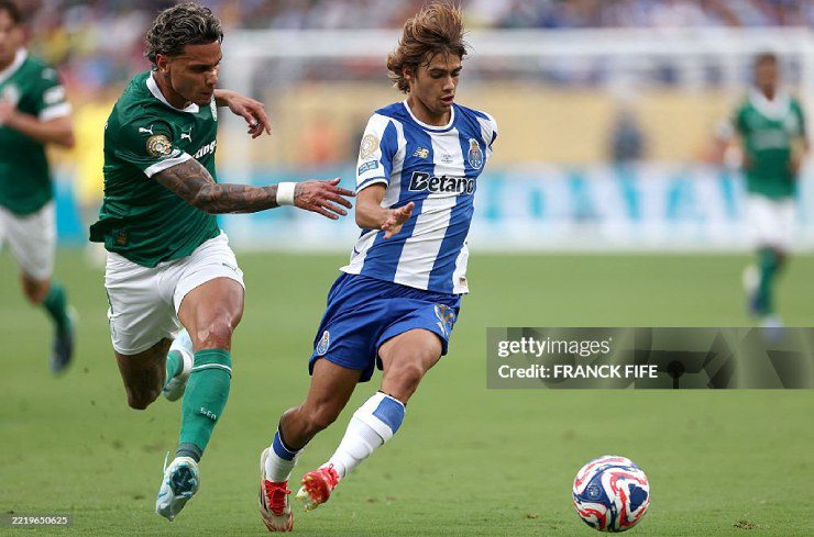 Palmeiras và Porto chia điểm