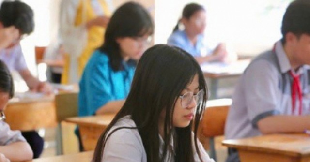 Kết thúc chấm thi lớp 10 tại TP HCM: Điểm chuẩn dự kiến tăng nhẹ