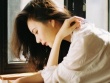 Mới lấy chồng 3 tháng, tôi đã muốn "ngã" vào lòng đồng nghiệp kém tuổi