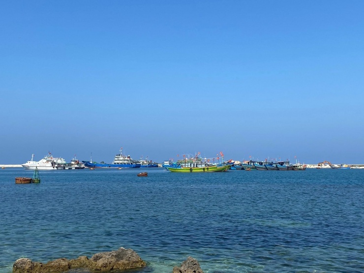 Lý Sơn đầy nắng và gió.