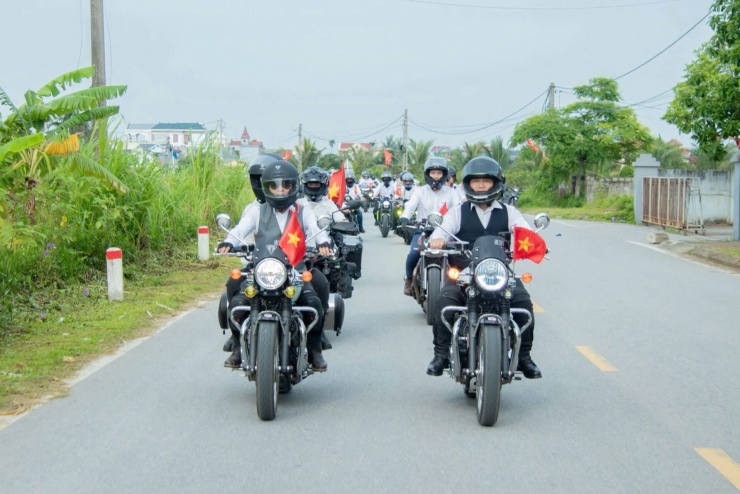5 lý do chơi xe phân khối lớn hoài cổ 'chất lừ' của quý ông trung niên - 2