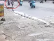 [CLIP] Đi bộ giữa đường, người đàn ông bị xe tông nằm bất động